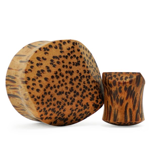 Coconut Wood Embossed Triangle Plugs Supply